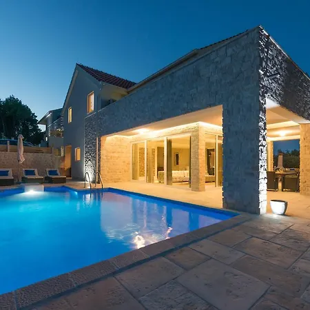 Villa Pitve * Jelsa (Hvar)